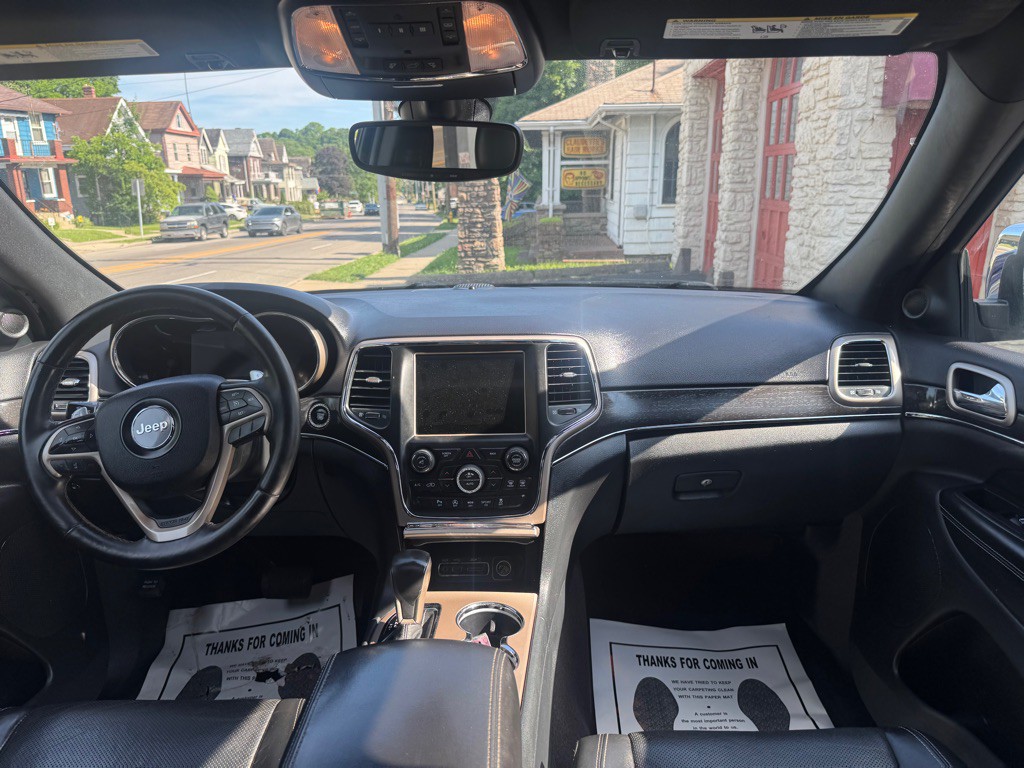2017 Jeep Grand Cherokee Image 15