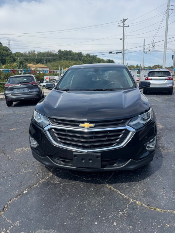 2018 Chevrolet Equinox Image 2