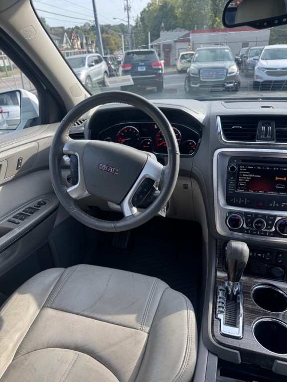 2016 GMC Acadia Image 10
