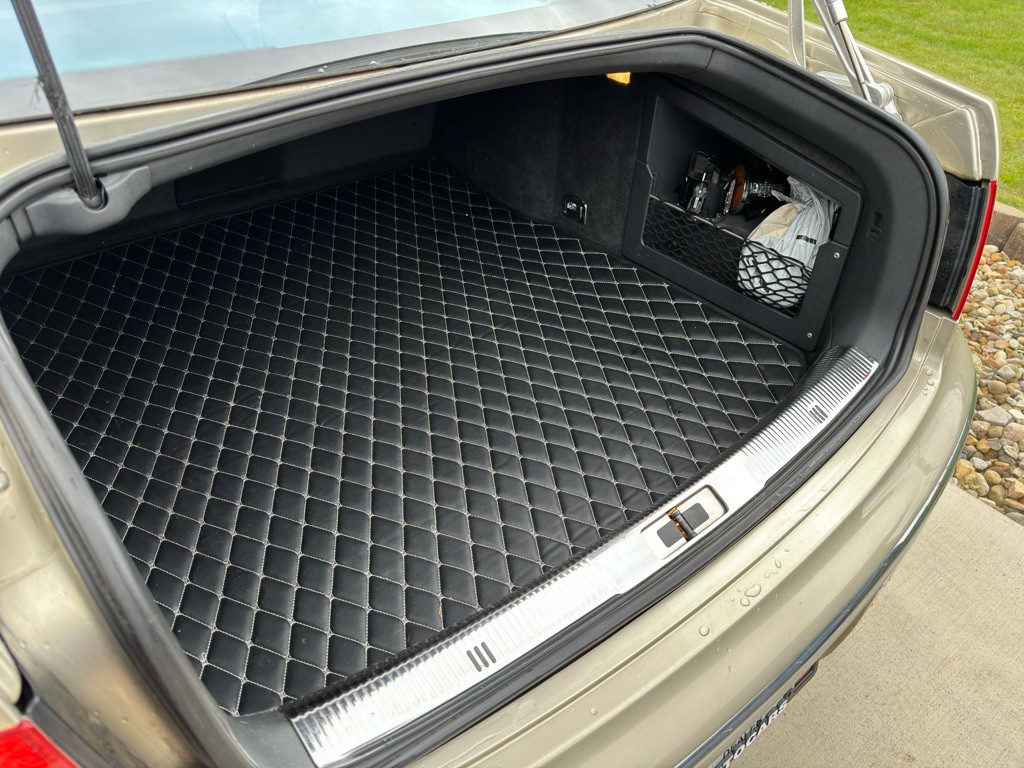 2004 Volkswagen Phaeton Image 56