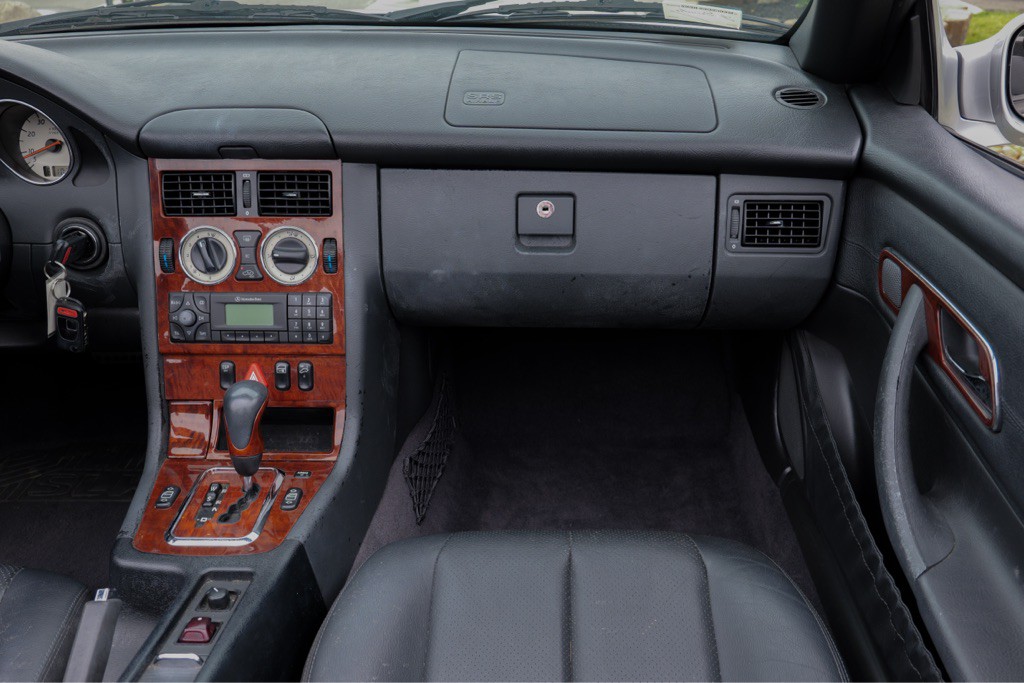 2001 Mercedes-Benz SLK-Class Image 31