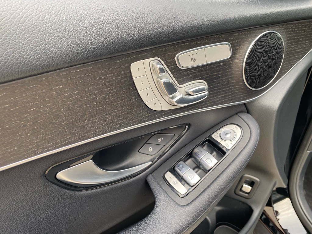 2020 Mercedes-Benz GLC-Class Image 13