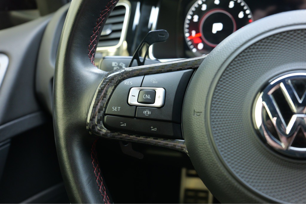 2020 Volkswagen GTI Image 32