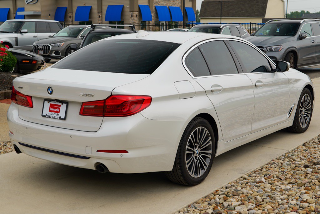 2019 BMW 5 Series Image 6