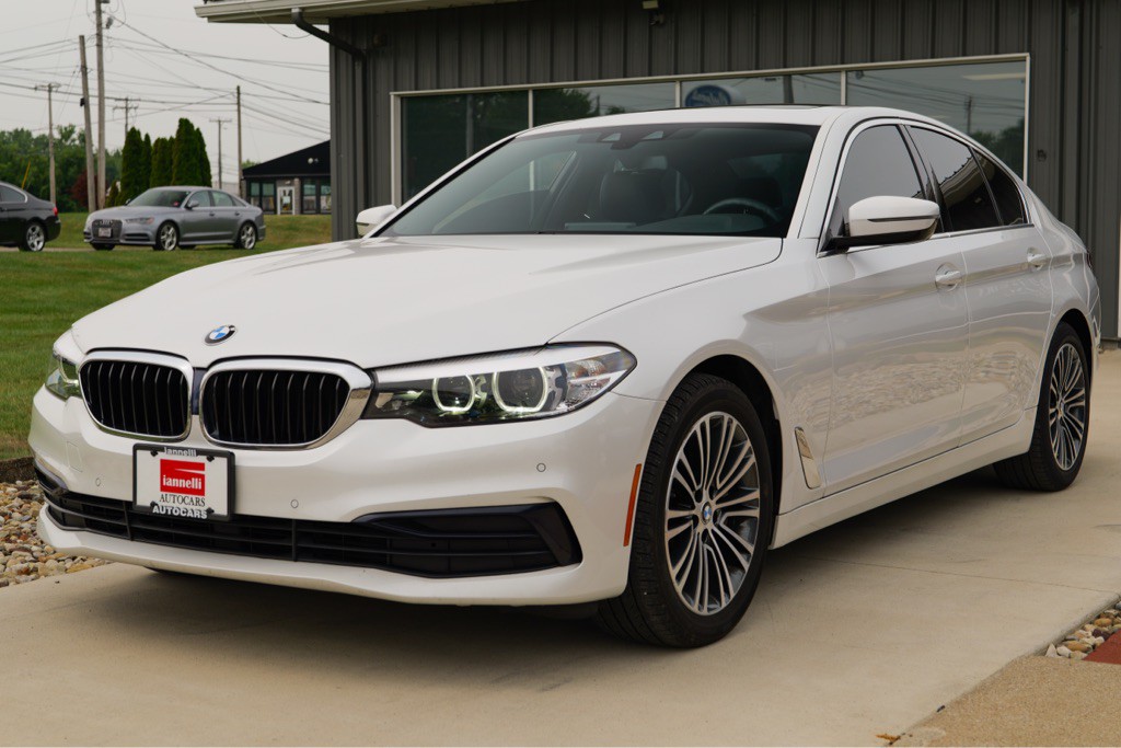 2019 BMW 5 Series Image 12
