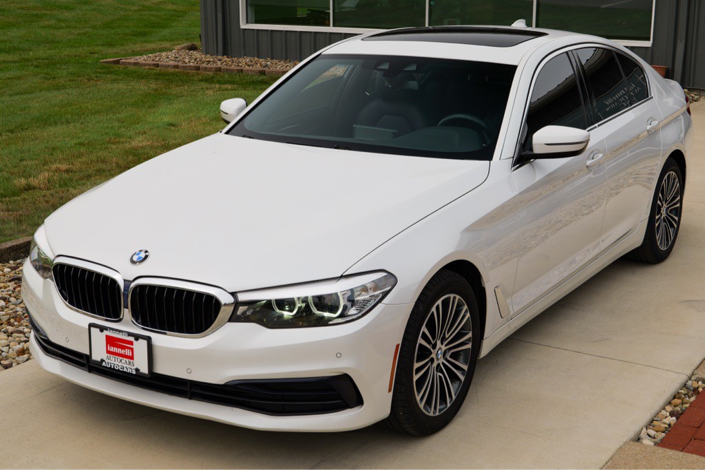 2019 BMW 5 Series Image 13