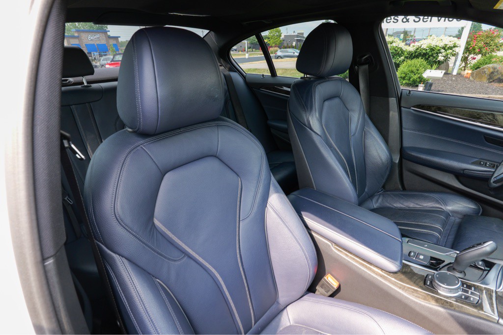 2019 BMW 5 Series Image 33