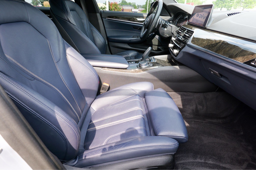 2019 BMW 5 Series Image 34