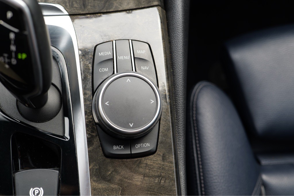2019 BMW 5 Series Image 37