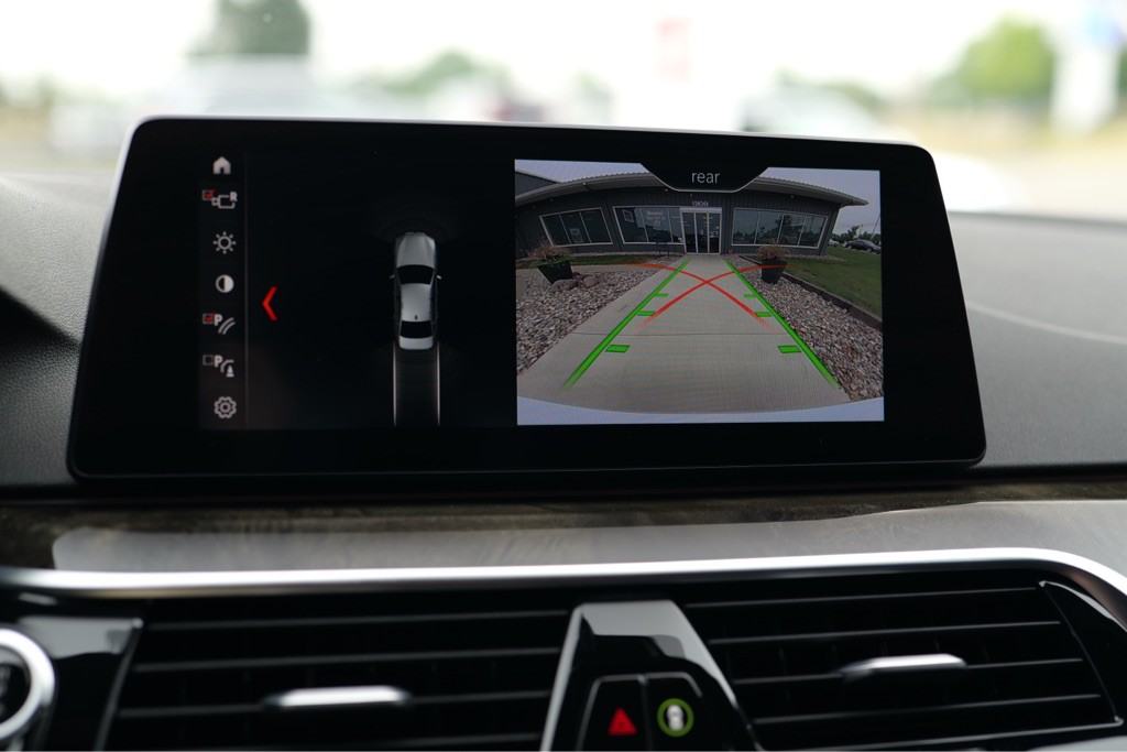 2019 BMW 5 Series Image 41