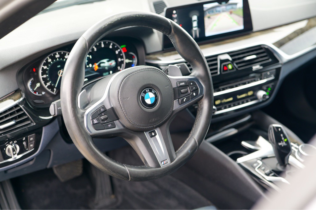 2019 BMW 5 Series Image 43