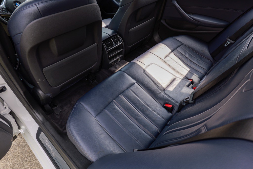 2019 BMW 5 Series Image 46