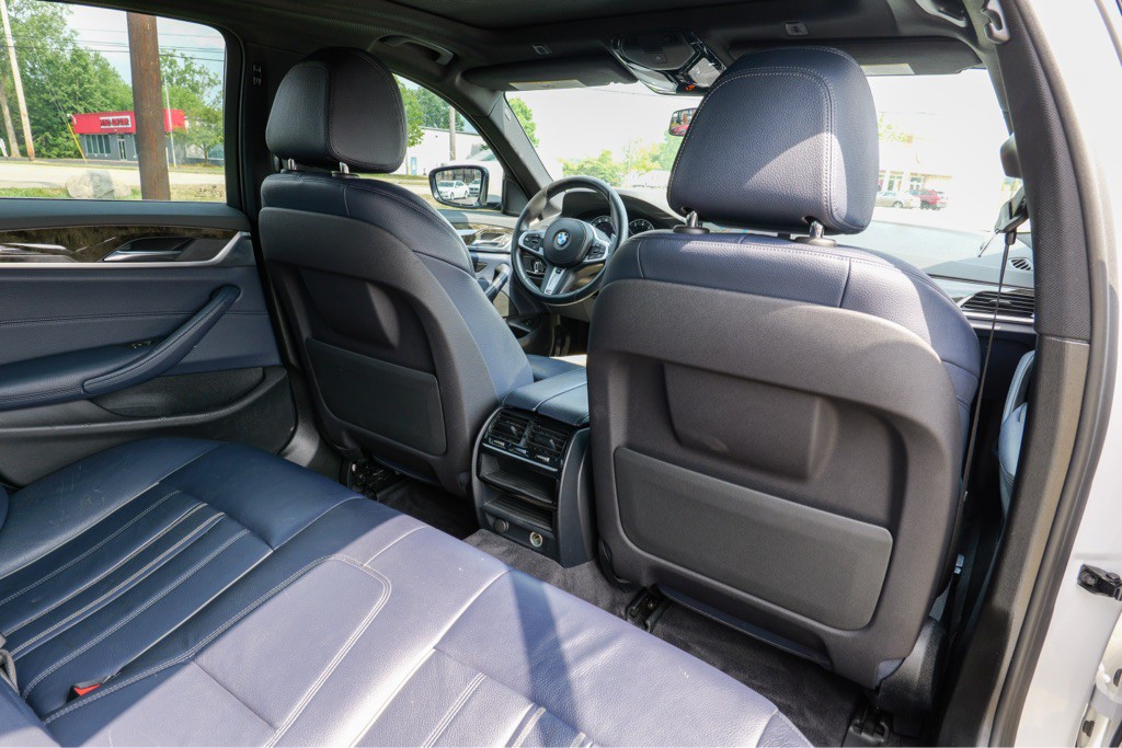 2019 BMW 5 Series Image 49