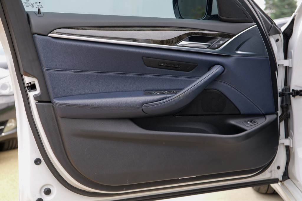 2019 BMW 5 Series Image 54