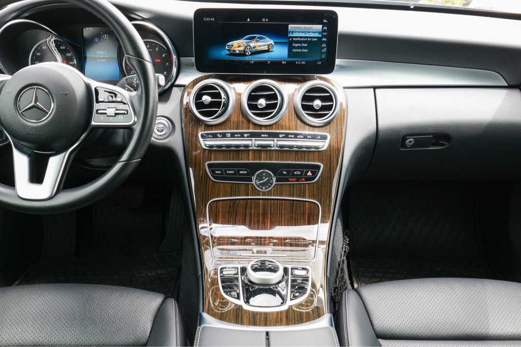 2019 Mercedes-Benz C-Class Image 19
