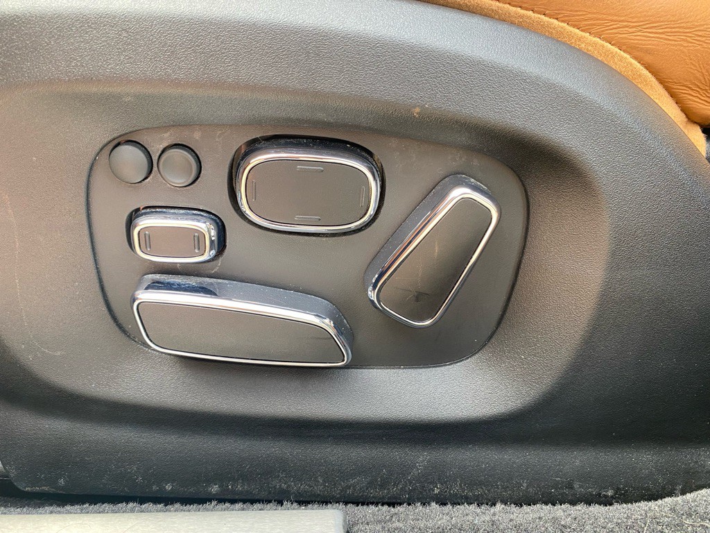 2014 Jaguar XJ Image 15