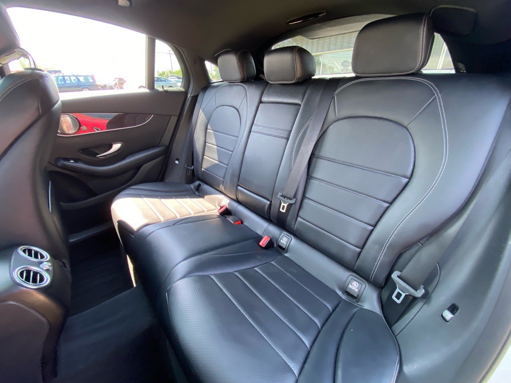 2018 Mercedes-Benz GLC-Class Image 10