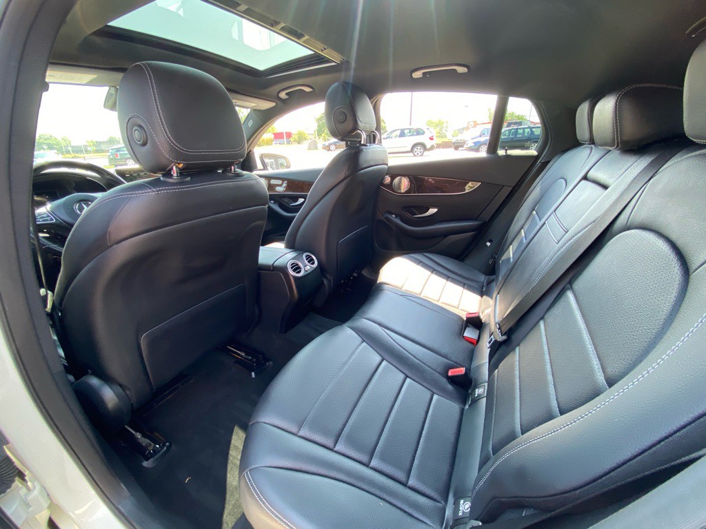 2018 Mercedes-Benz GLC-Class Image 11