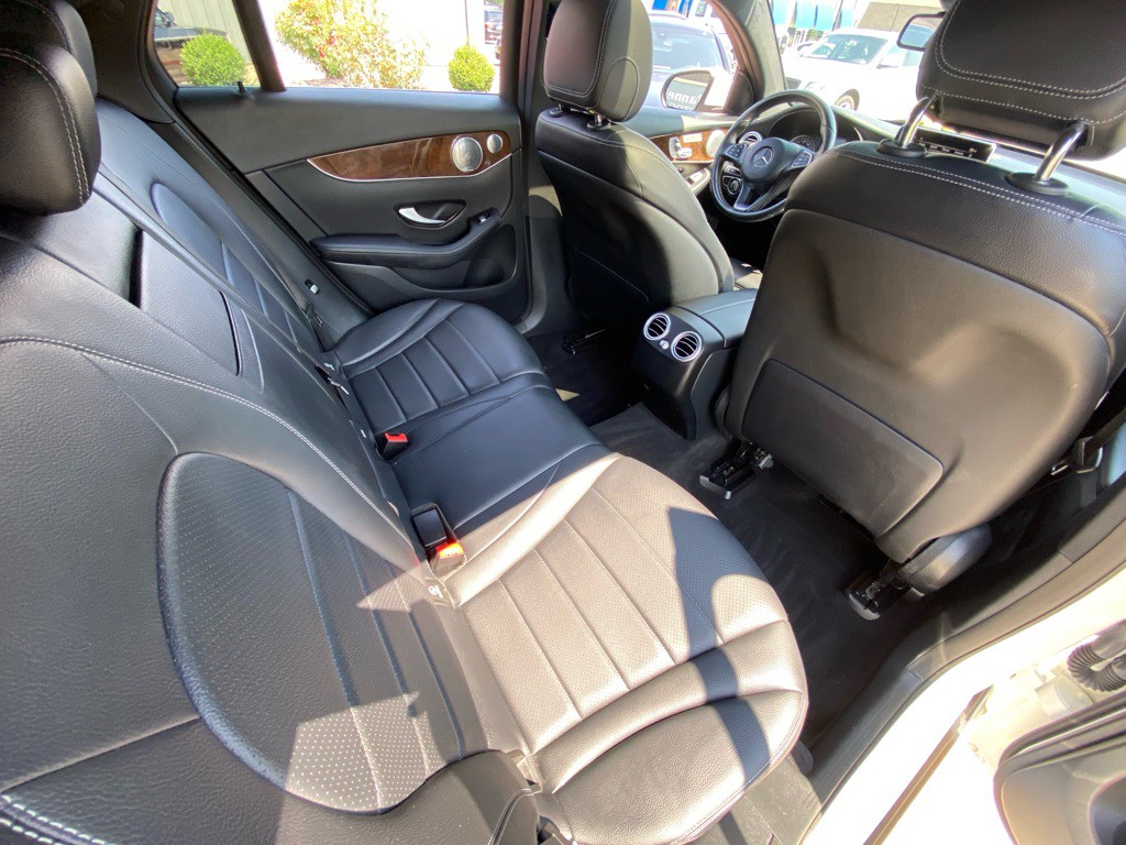 2018 Mercedes-Benz GLC-Class Image 19