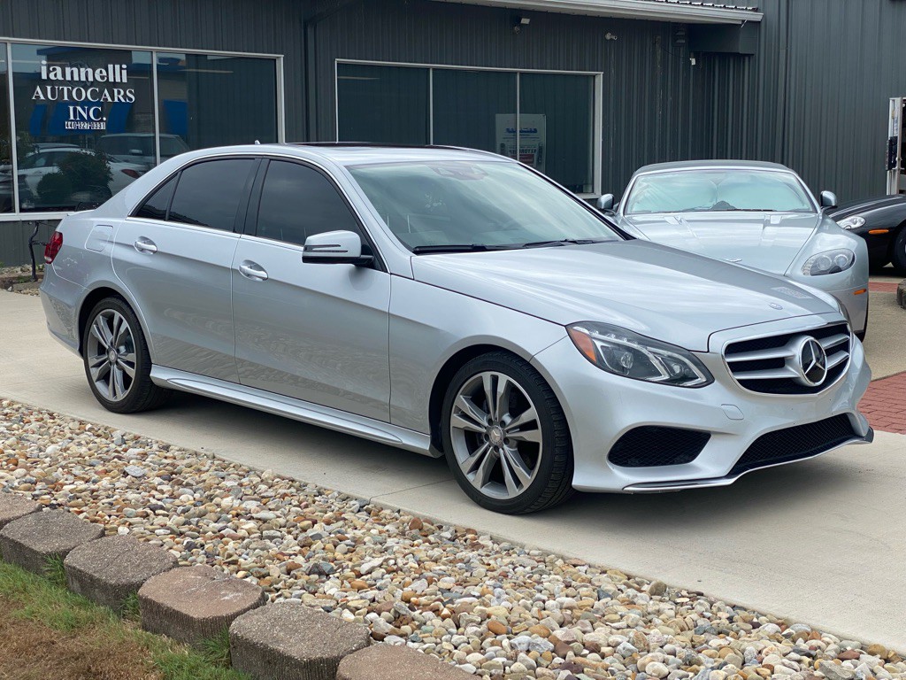 2015 Mercedes-Benz E-Class Image 1