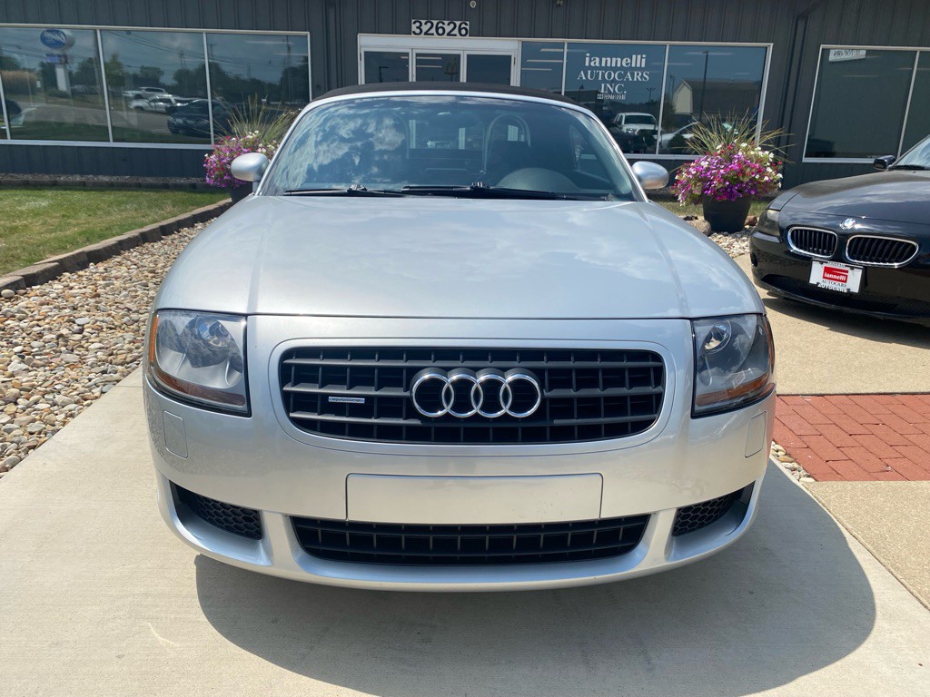 2004 Audi TT Image 5