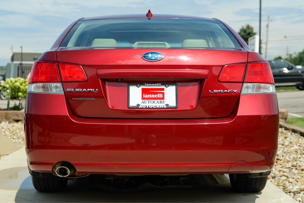 2014 Subaru Legacy Image 7