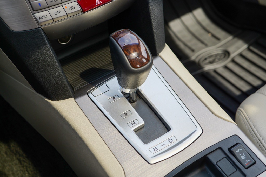 2014 Subaru Legacy Image 26