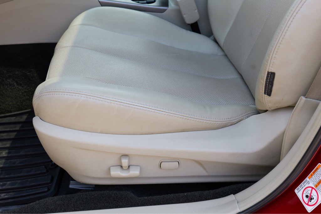 2014 Subaru Legacy Image 33