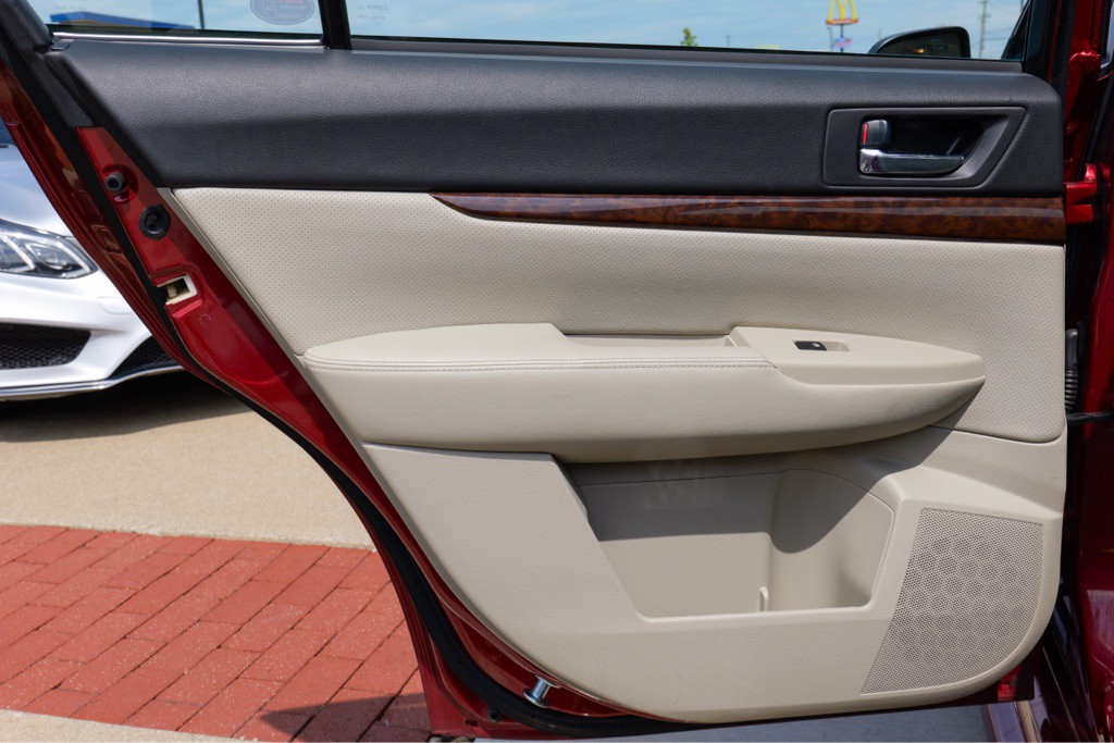 2014 Subaru Legacy Image 52