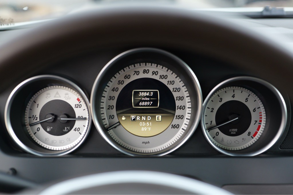 2012 Mercedes-Benz C-Class Image 3