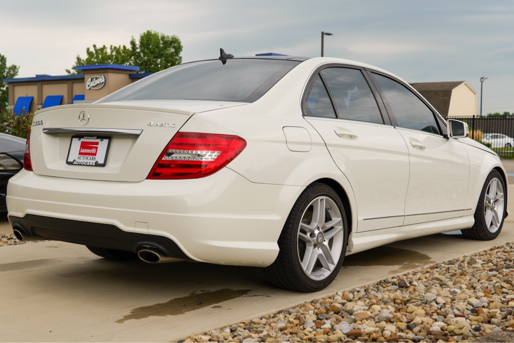 2012 Mercedes-Benz C-Class Image 7