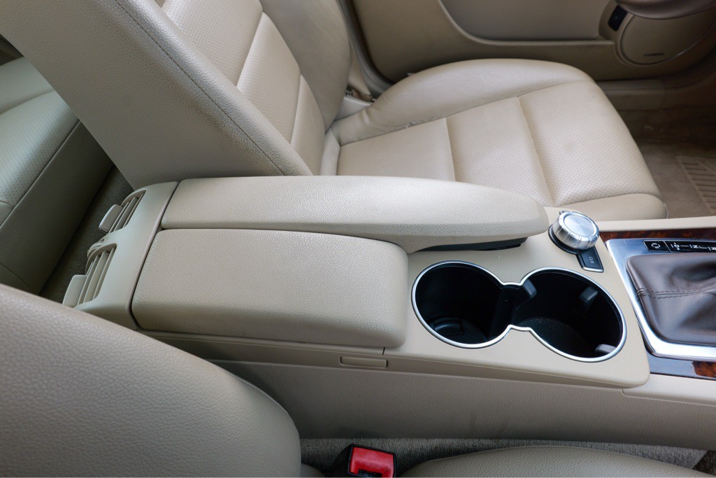 2012 Mercedes-Benz C-Class Image 30