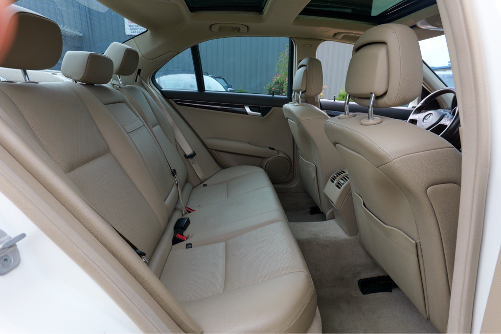 2012 Mercedes-Benz C-Class Image 62