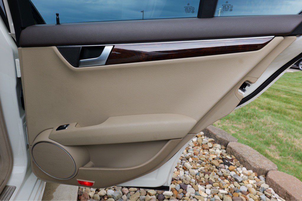 2012 Mercedes-Benz C-Class Image 64