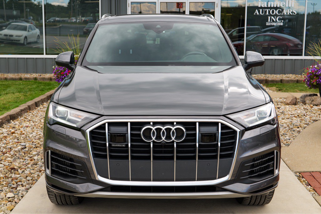 2021 Audi Q7 Image 13