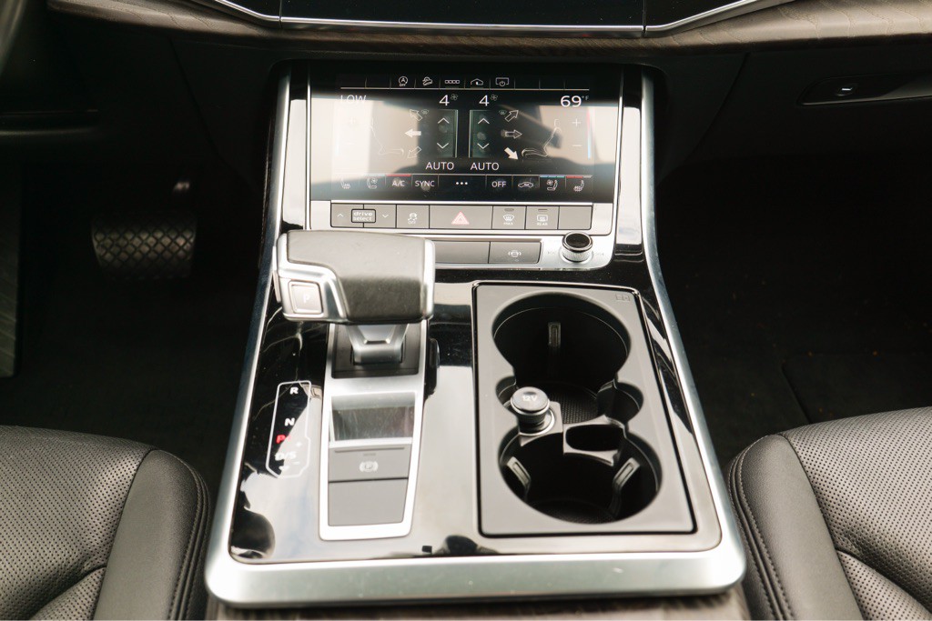 2021 Audi Q7 Image 34