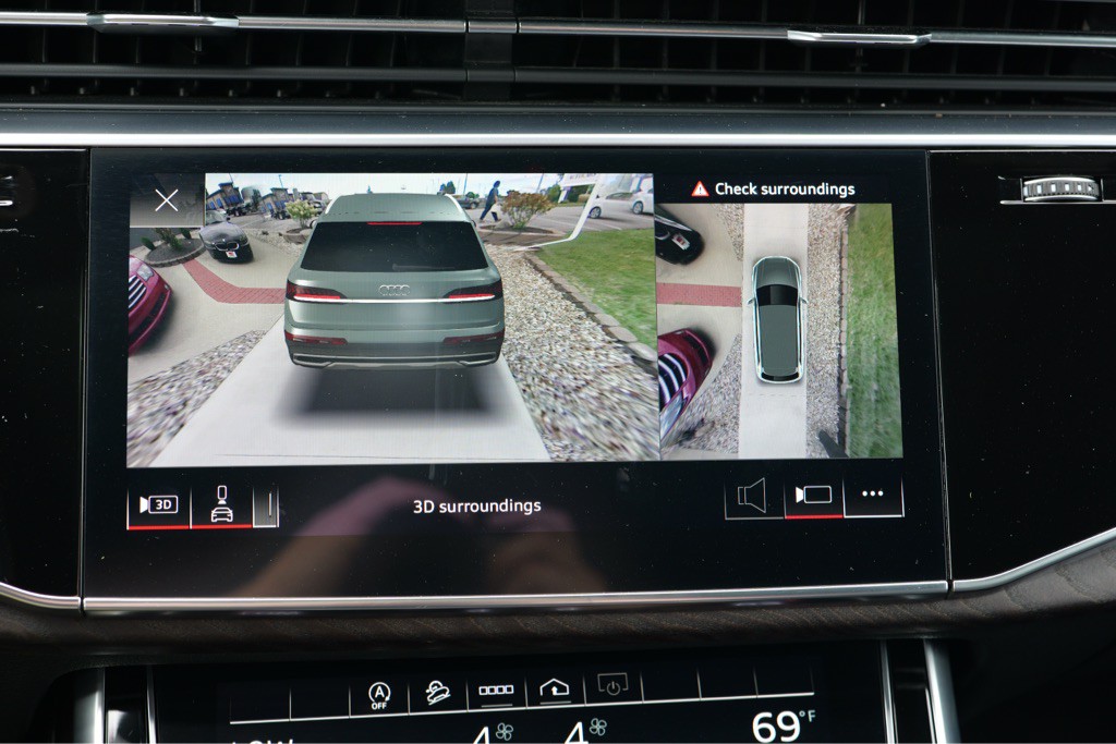 2021 Audi Q7 Image 39