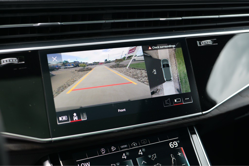 2021 Audi Q7 Image 41