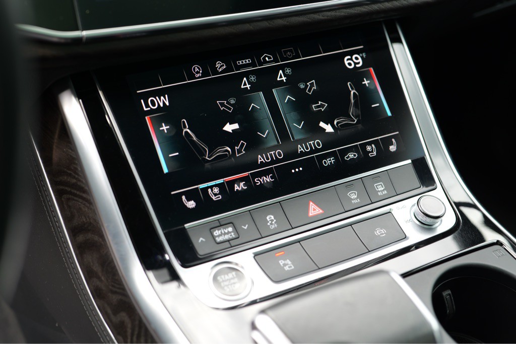 2021 Audi Q7 Image 46