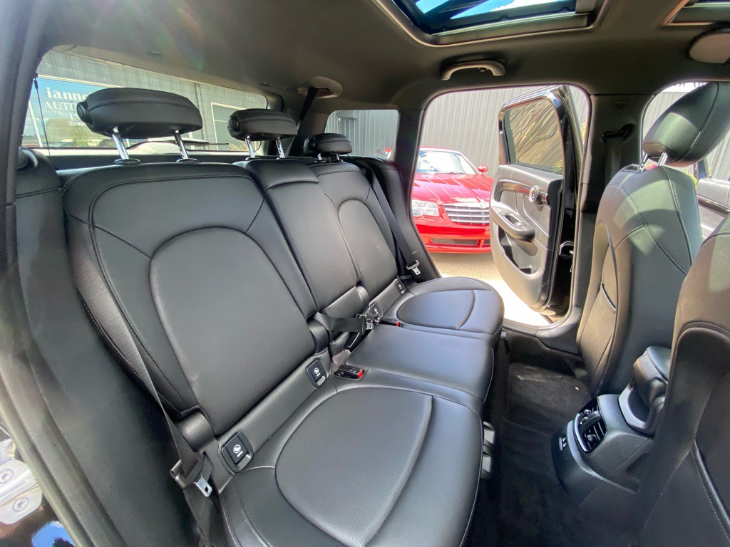 2023 MINI Countryman Image 15