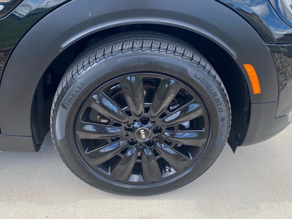 2023 MINI Countryman Image 17