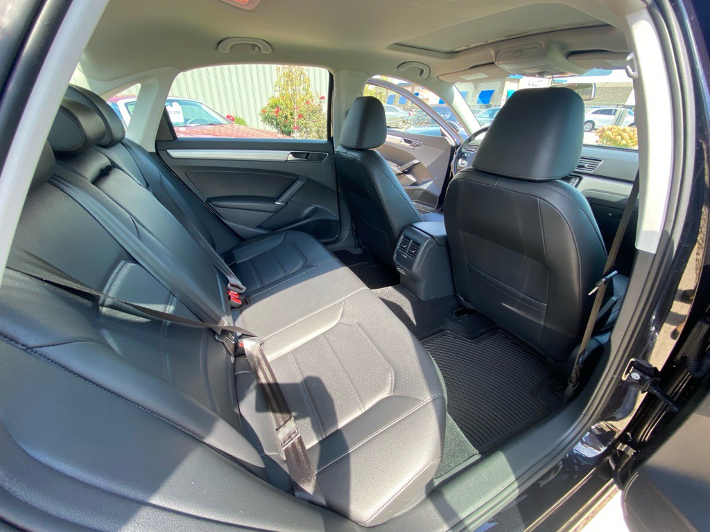 2019 Volkswagen Passat Image 22