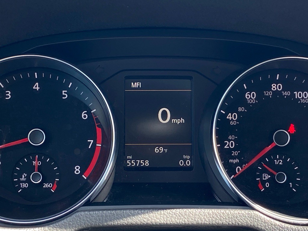 2019 Volkswagen Passat Image 31