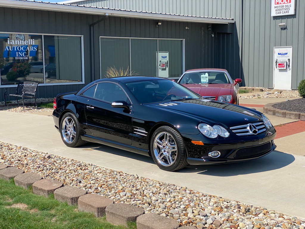 2008 Mercedes-Benz SL-Class Image 2