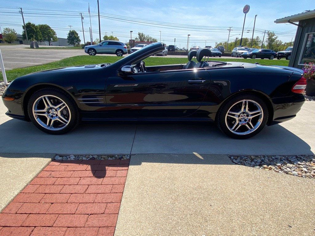 2008 Mercedes-Benz SL-Class Image 9