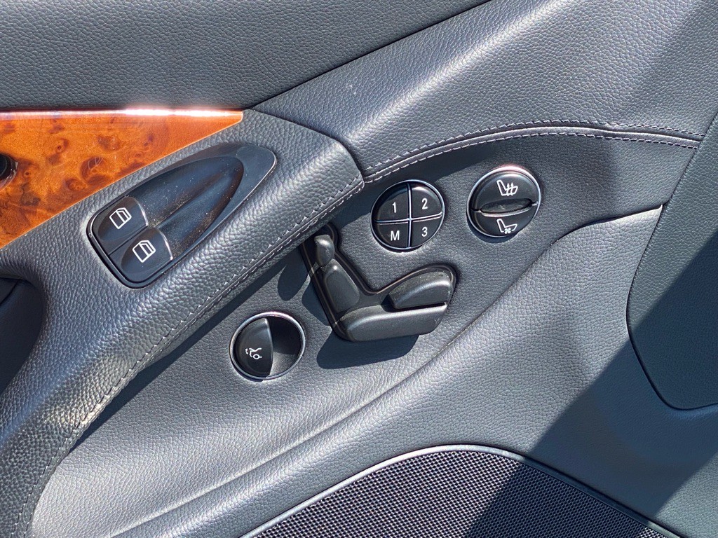 2008 Mercedes-Benz SL-Class Image 20