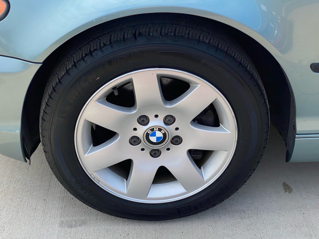 2002 BMW 3 Series Image 26