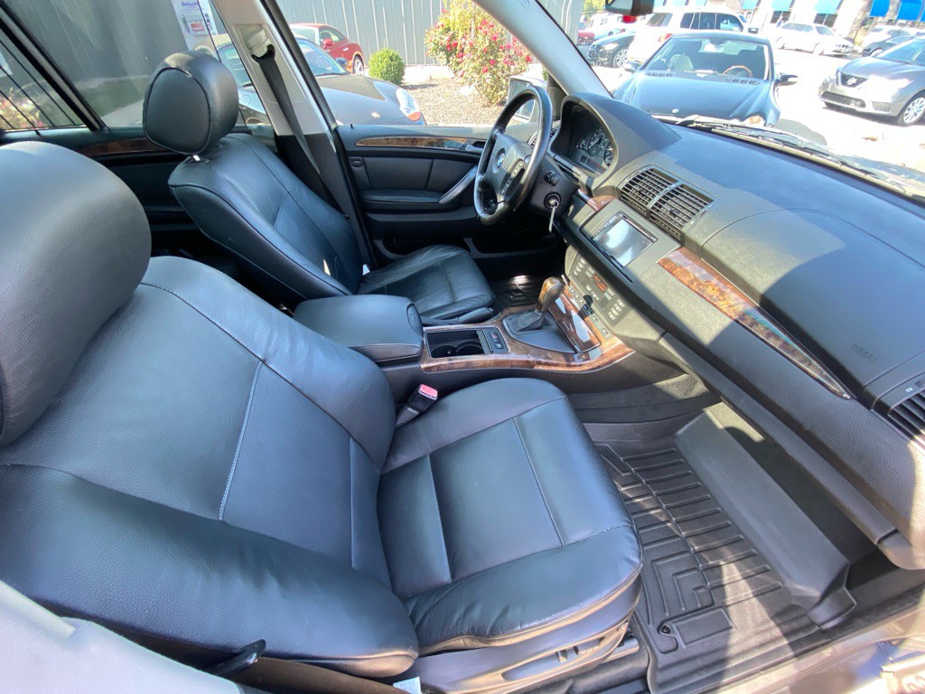2006 BMW X5 Image 16