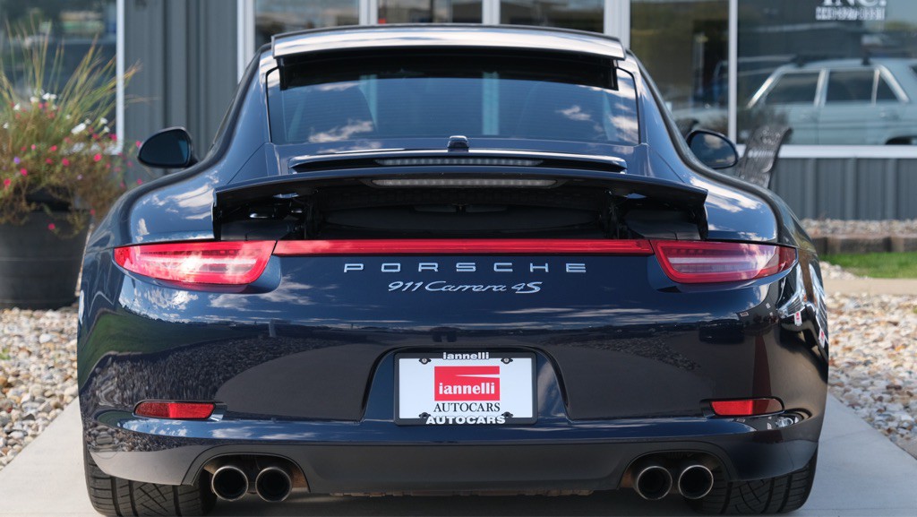 2014 Porsche 911 Image 10
