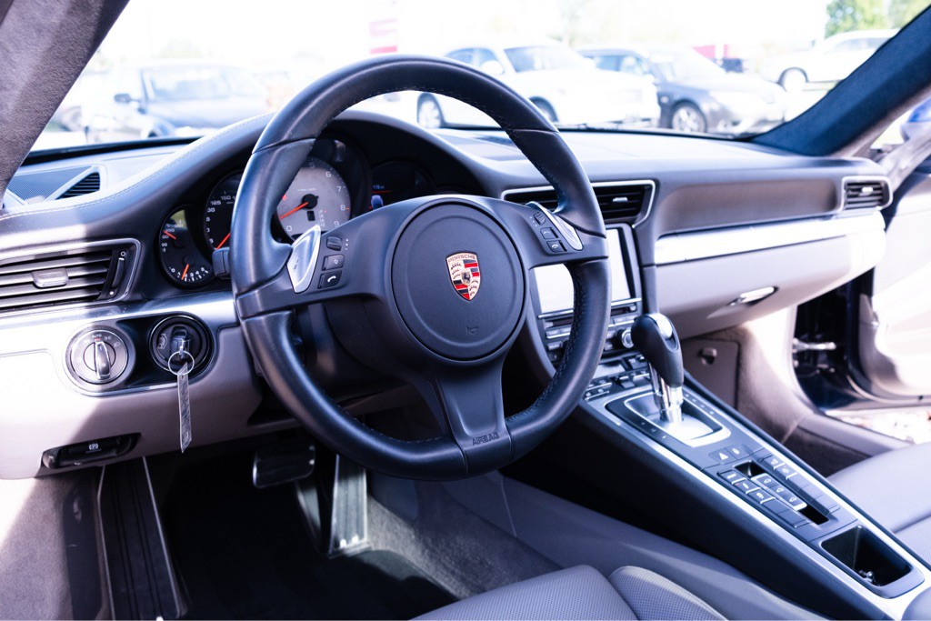 2014 Porsche 911 Image 20
